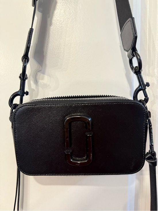 Marc Jacobs Handbags - MARCJACOBS THE SNAPSHOT BAG
